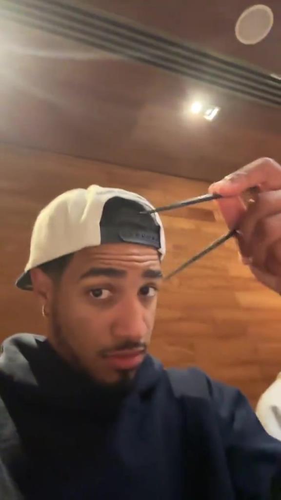 歸化歸化哈利伯頓這筷子拿的還挺標(biāo)準(zhǔn)?。?！