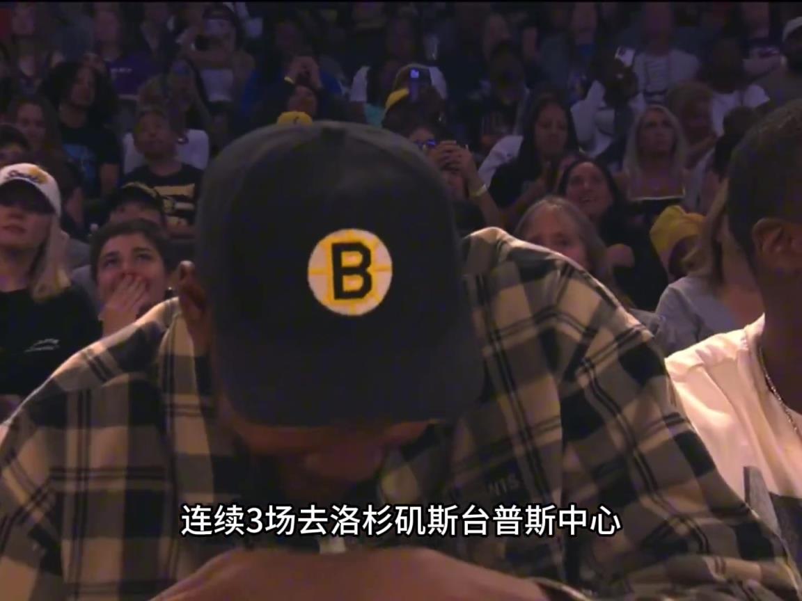 KD凡心大動(dòng)？連續(xù)三場(chǎng)盯梢火花隊(duì)皮衣布林克庫(kù)里‘準(zhǔn)妹夫’上線？