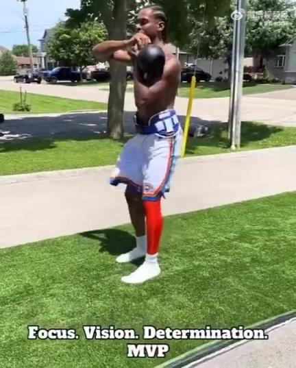 休息時間也在練！SGA就是集專注、信念和決心于一身的MVP球員